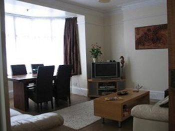 Robertsbrook Guest House 스와니지 외부 사진